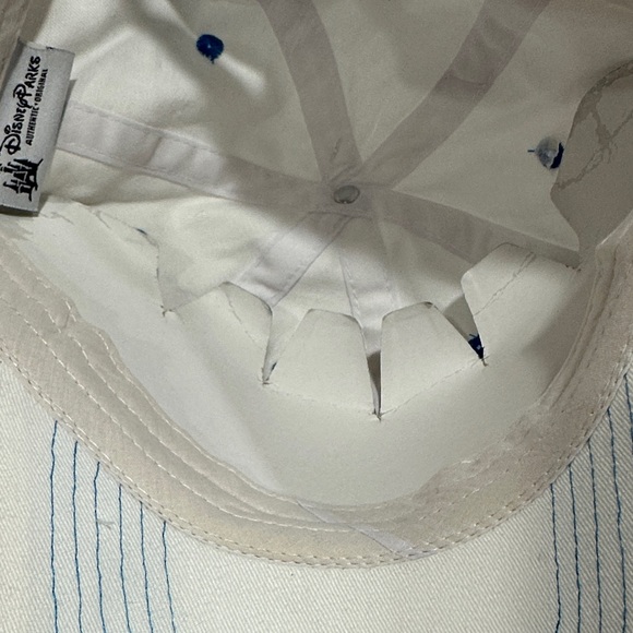 Disney White and Blue Vacation Club Member Hat - Picture 5 of 7